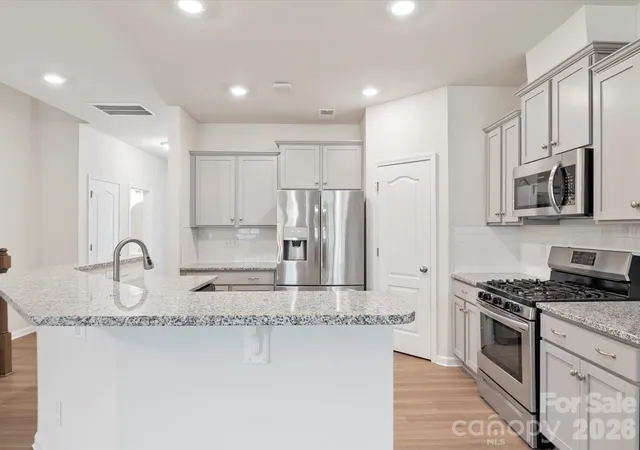 Photo 4 of Townhouse for sale at 5420 Orchid Bloom Dr, Fort Mill, SC 29707 | MLS# 4420671 | Listing updated on 2026-09-18
