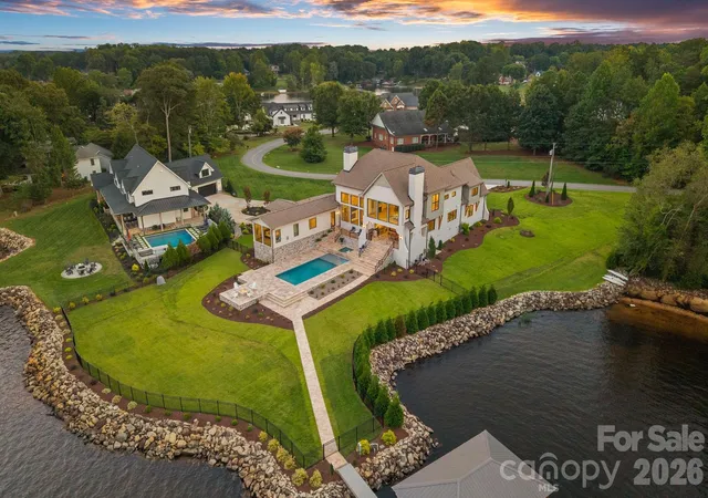 Photo 3 of Mansion for sale at 7679 Rabbit Cir, Denver, NC 28037 | MLS# 4420674 | Listing updated on 2026-09-21