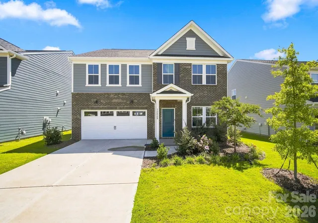 Single family home for sale at 12028 Grinstead Ln, Charlotte, NC 28278 | MLS# 4420733