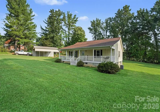 Photo 2 of Single family home for sale at 171 Bevis Ln, Statesville, NC 28677 | MLS# 4420735 | Listing updated on 2026-09-07