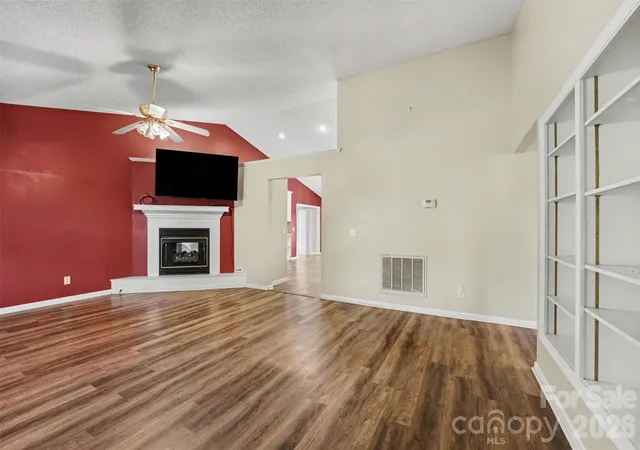 Photo 3 of Single family home for sale at 171 Bevis Ln, Statesville, NC 28677 | MLS# 4420735 | Listing updated on 2026-09-07