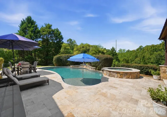 Photo 2 of Sale Pending at 14720 Bridle Tr Ln, Pineville, NC 28134 | MLS# 4420772 | Listing updated on 2026-09-20