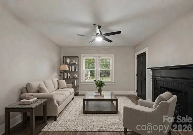 Photo 2 of Single family home for sale at 1521 Blackwood St, Gastonia, NC 28052 | MLS# 4420780 | Listing updated on 2026-09-26