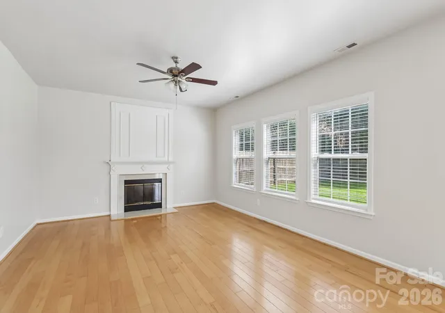 Photo 4 of Single family home for sale at 1915 Dundalk Rd, Charlotte, NC 28270 | MLS# 4420789 | Listing updated on 2026-10-12