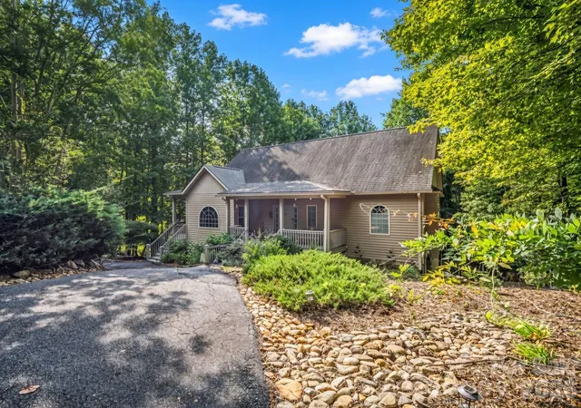 Photo 2 of Single family home for sale at 107 Wilkerson Ct, Lake Lure, NC 28746 | MLS# 4420793 | Listing updated on 2026-09-05
