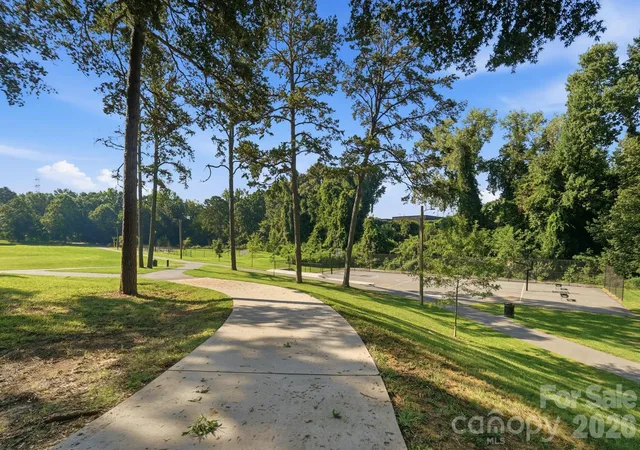 Photo 16 of Single family home for sale at 3300 Bonaire Dr, Charlotte, NC 28208 | MLS# 4420802 | Listing updated on 2026-09-12