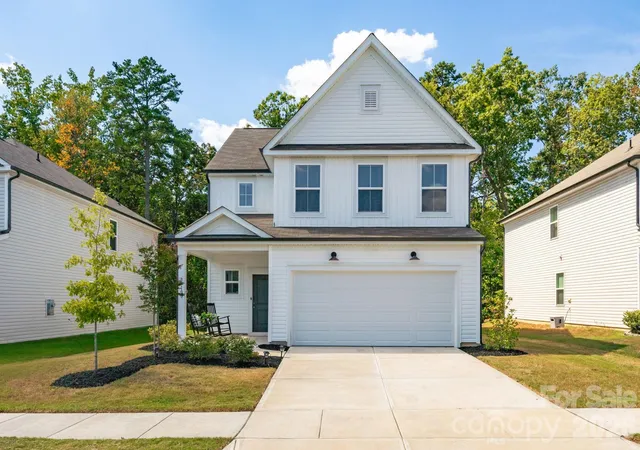 Photo 2 of Single family home for sale at 10100 Travis Floyd Ln, Charlotte, NC 28214 | MLS# 4420818 | Listing updated on 2026-09-26