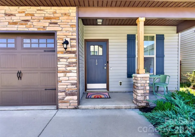 Photo 2 of Single family home for sale at 15 Greenly Ln, Fletcher, NC 28732 | MLS# 4420820 | Listing updated on 2026-09-29