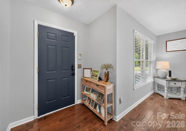 Photo 3 of Single family home for sale at 2 Hunters Crk Ln, Granite Falls, NC 28630 | MLS# 4420856 | Listing updated on 2026-09-27