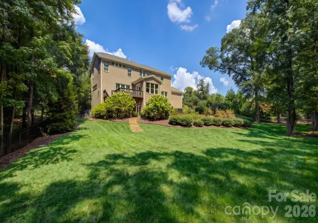 Photo 2 of Single family home for sale at 2324 Sommerton Glen, Fort Mill, SC 29707 | MLS# 4420875 | Listing updated on 2026-10-29