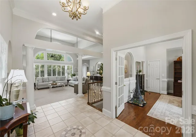 Photo 3 of Single family home for sale at 459 Valley Run Dr, Waxhaw, NC 28173 | MLS# 4420885 | Listing updated on 2026-09-21