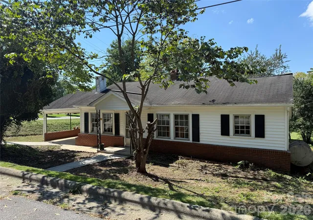 Photo 1 of Single family home for sale at 1650 Berkley St Sw, Lenoir, NC 28645 | MLS# 4420897 | Listing updated on 2026-10-02