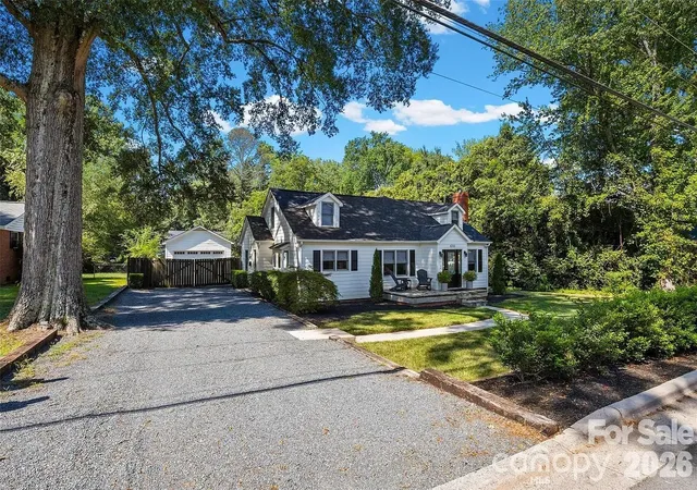 Photo 1 of Single family home for sale at 4310 Craig Ave, Charlotte, NC 28211 | MLS# 4420909 | Listing updated on 2026-09-15