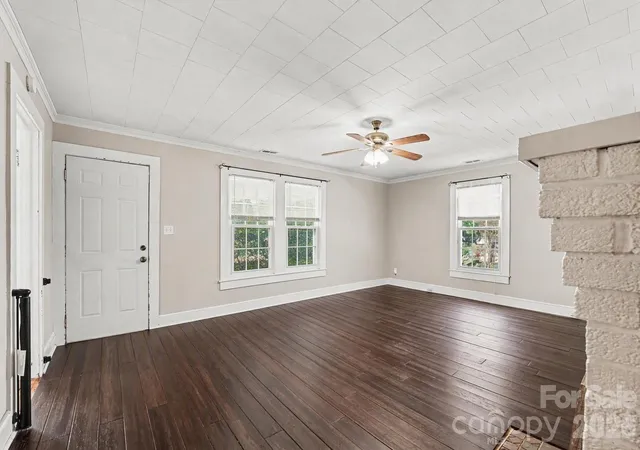 Photo 4 of Sale Pending at 1911 Central Dr, Kannapolis, NC 28083 | MLS# 4420924 | Listing updated on 2026-09-23