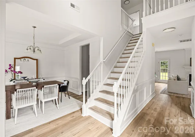 Photo 3 of Single family home for sale at 6106 Greengate Ln, Waxhaw, NC 28173 | MLS# 4420933 | Listing updated on 2026-09-19