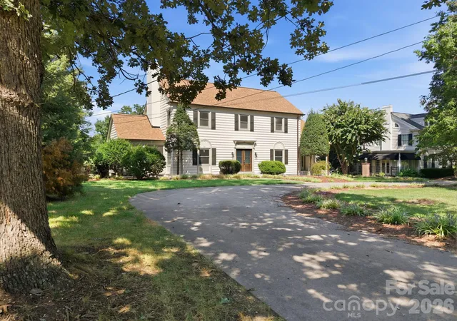Photo 4 of Single family home for sale at 230 Confederate Ave, Salisbury, NC 28144 | MLS# 4420939 | Listing updated on 2026-10-08