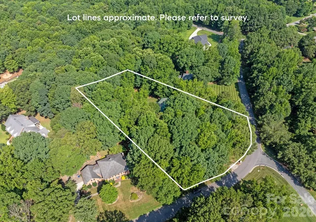 Photo 2 of Single family home for sale at 4418 Horseshoe Bnd, Matthews, NC 28104 | MLS# 4420956 | Listing updated on 2026-09-21