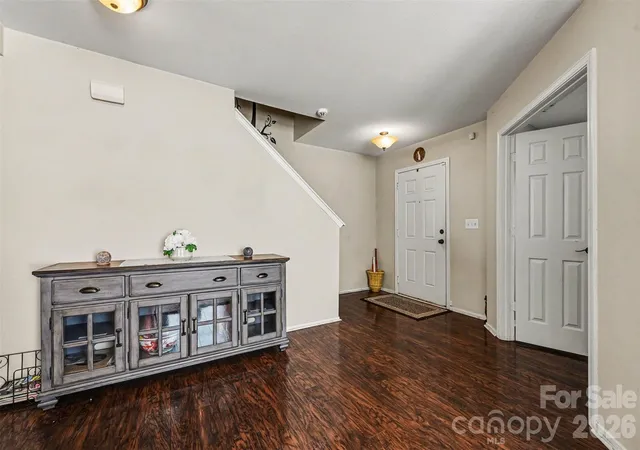 Photo 4 of Single family home for sale at 1043 Bent Branch St, Gastonia, NC 28054 | MLS# 4420960 | Listing updated on 2026-10-03