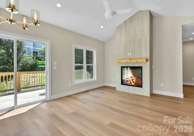 Photo 4 of Single family home for sale at 34 Mountain View Rd, Asheville, NC 28805 | MLS# 4420979 | Listing updated on 2026-09-17