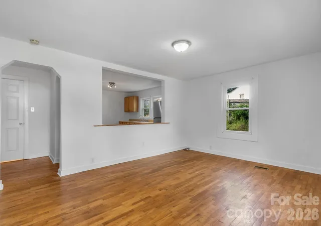 Photo 3 of Single family home for sale at 3221 1st Avenue Dr SE, Conover, NC 28613 | MLS# 4420987 | Listing updated on 2026-09-24