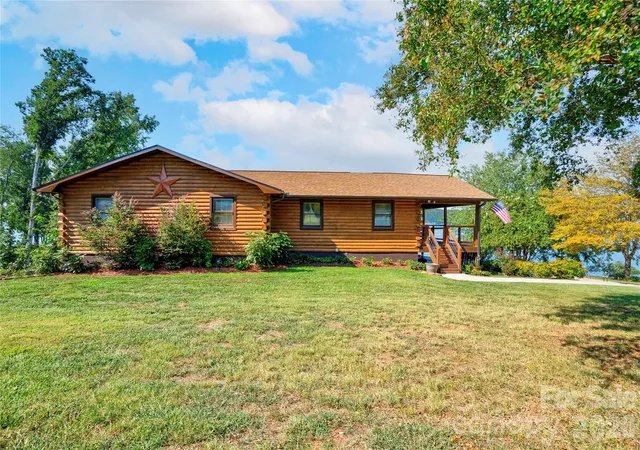 Photo 2 of Single family home for sale at 1107 Lake Shore Ct, Cherryville, NC 28021 | MLS# 4421007 | Listing updated on 2026-09-13