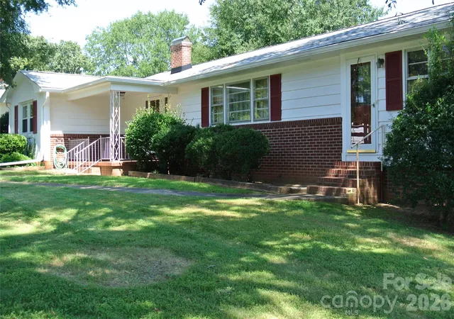 Photo 1 of Single family home for sale at 268 Tanner St, Rutherfordton, NC 28139 | MLS# 4421010 | Listing updated on 2026-09-06