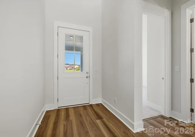 Photo 4 of Single family home for sale at 558 Cape Cod Way, Rock Hill, SC 29732 | MLS# 4421025 | Listing updated on 2026-10-20