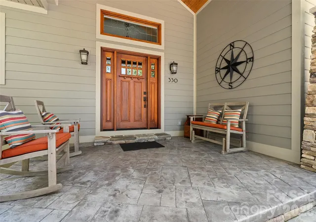 Photo 3 of Single family home for sale at 330 Sanctuary Dr, Waynesville, NC 28786 | MLS# 4421029 | Listing updated on 2026-09-13