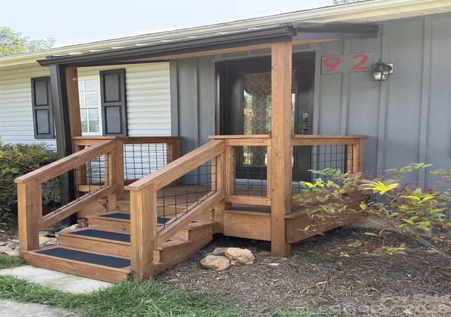 Photo 3 of Single family home for sale at 92 Salem Rd, Weaverville, NC 28787 | MLS# 4421037 | Listing updated on 2026-09-14