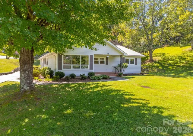 Photo 1 of Single family home for sale at 144 Cherry St, Sylva, NC 28779 | MLS# 4421038 | Listing updated on 2026-10-02