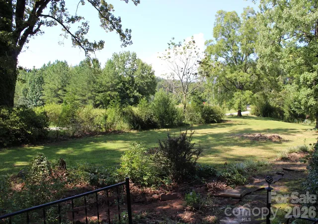 Photo 4 of Single family home for sale at 70 Fox Mountain Rd, Columbus, NC 28722 | MLS# 4421063 | Listing updated on 2026-09-29
