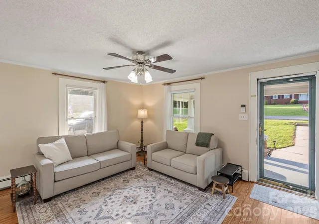 Photo 3 of Single family home for sale at 1810 Central Dr, Kannapolis, NC 28083 | MLS# 4421078 | Listing updated on 2026-10-06