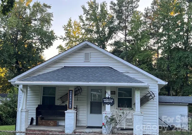 Photo 1 of Single family home for sale at 816 Skyland St, Kannapolis, NC 28083 | MLS# 4421097 | Listing updated on 2026-09-19