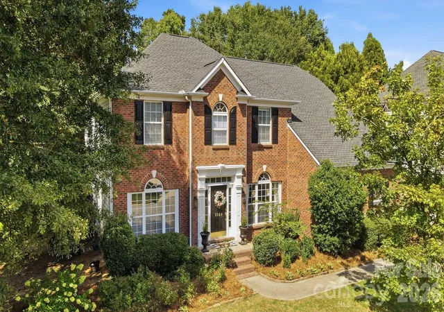 Photo 1 of Single family home for sale at 2529 Shady Reach Ln, Charlotte, NC 28214 | MLS# 4421103 | Listing updated on 2026-09-14