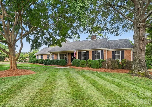 Photo 2 of Sale Pending at 207 Richmond Rd, Salisbury, NC 28144 | MLS# 4421111 | Listing updated on 2026-09-07