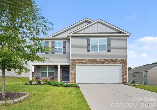 Photo 2 of Single family home for sale at 404 Berrybeth Cir, China Grove, NC 28023 | MLS# 4421113 | Listing updated on 2026-09-14