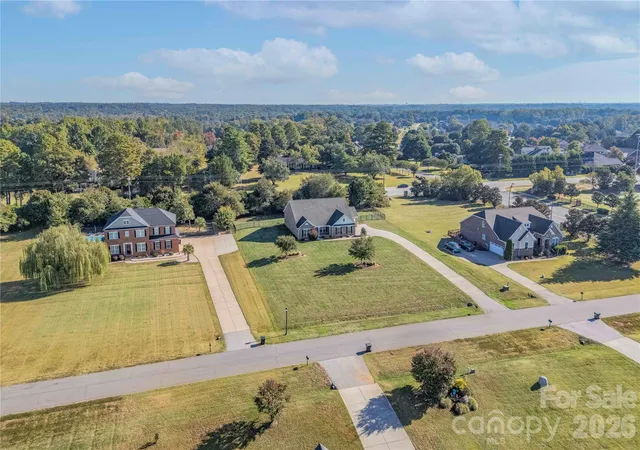 Photo 3 of Single family home for sale at 2117 Belle Regal Cir, Rock Hill, SC 29732 | MLS# 4421139 | Listing updated on 2026-10-08