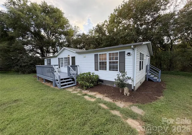 Photo 1 of Single family home for sale at 150 Rocky Forest Trl, Elkin, NC 28621 | MLS# 4421146 | Listing updated on 2026-10-07