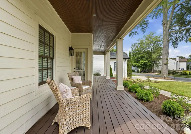 Photo 2 of Single family home for sale at 1815 Dearmon Dr, Charlotte, NC 28205 | MLS# 4421209 | Listing updated on 2026-09-17
