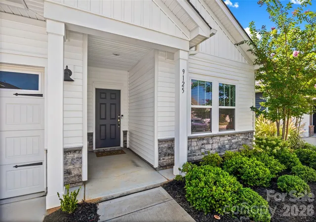 Photo 2 of Single family home for sale at 9125 Myrna Dr, Gastonia, NC 28056 | MLS# 4421211 | Listing updated on 2026-09-07
