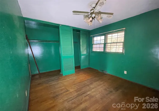 Photo 4 of Single family home for sale at 400 S Shaver St, Salisbury, NC 28144 | MLS# 4421212 | Listing updated on 2026-09-21