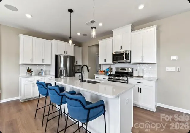 Photo 2 of Single family home for sale at 303 Fincastle Glen Rd, Shelby, NC 28152 | MLS# 4421213 | Listing updated on 2026-09-21