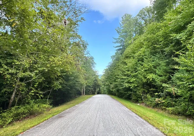 Photo 1 of Land for sale at 19 Garren View Dr, Fairview, NC 28730 | MLS# 4421233 | Listing updated on 2026-09-04