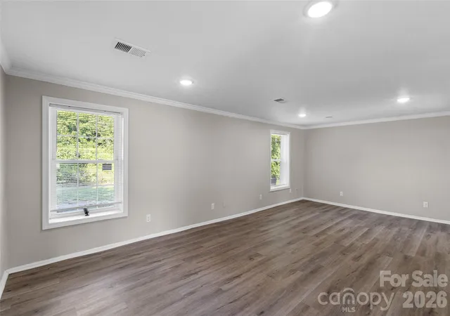 Photo 4 of Single family home for sale at 6124 Old Mt Holly Rd, Charlotte, NC 28208 | MLS# 4421243 | Listing updated on 2026-10-21