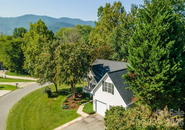 Photo 1 of Single family home for sale at 38 Eden Glen Rd, Black Mountain, NC 28711 | MLS# 4421255 | Listing updated on 2026-09-28