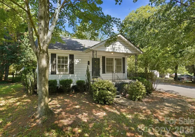 Photo 1 of Single family home for sale at 1327 Eden Ter, Rock Hill, SC 29730 | MLS# 4421279 | Listing updated on 2026-09-21