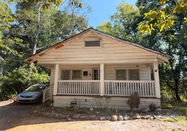 Photo 1 of Single family home for sale at 57 Mardell Cir, Asheville, NC 28806 | MLS# 4421293 | Listing updated on 2026-09-21