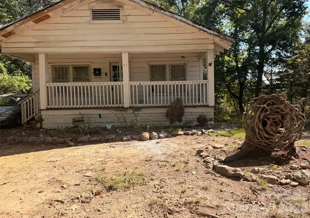 Photo 13 of Single family home for sale at 57 Mardell Cir, Asheville, NC 28806 | MLS# 4421293 | Listing updated on 2026-09-21