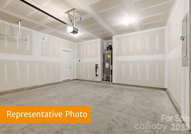 Photo 26 of Single family home for sale at 908 Rowe Xing Dr, Newton, NC 28658 | MLS# 4421310 | Listing updated on 2026-10-20