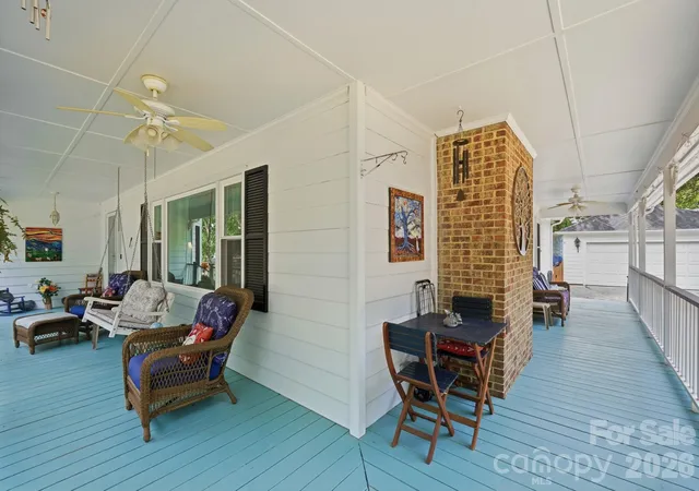 Photo 3 of Single family home for sale at 7812 Ridgeloch Pl, Charlotte, NC 28226 | MLS# 4421336 | Listing updated on 2026-09-19